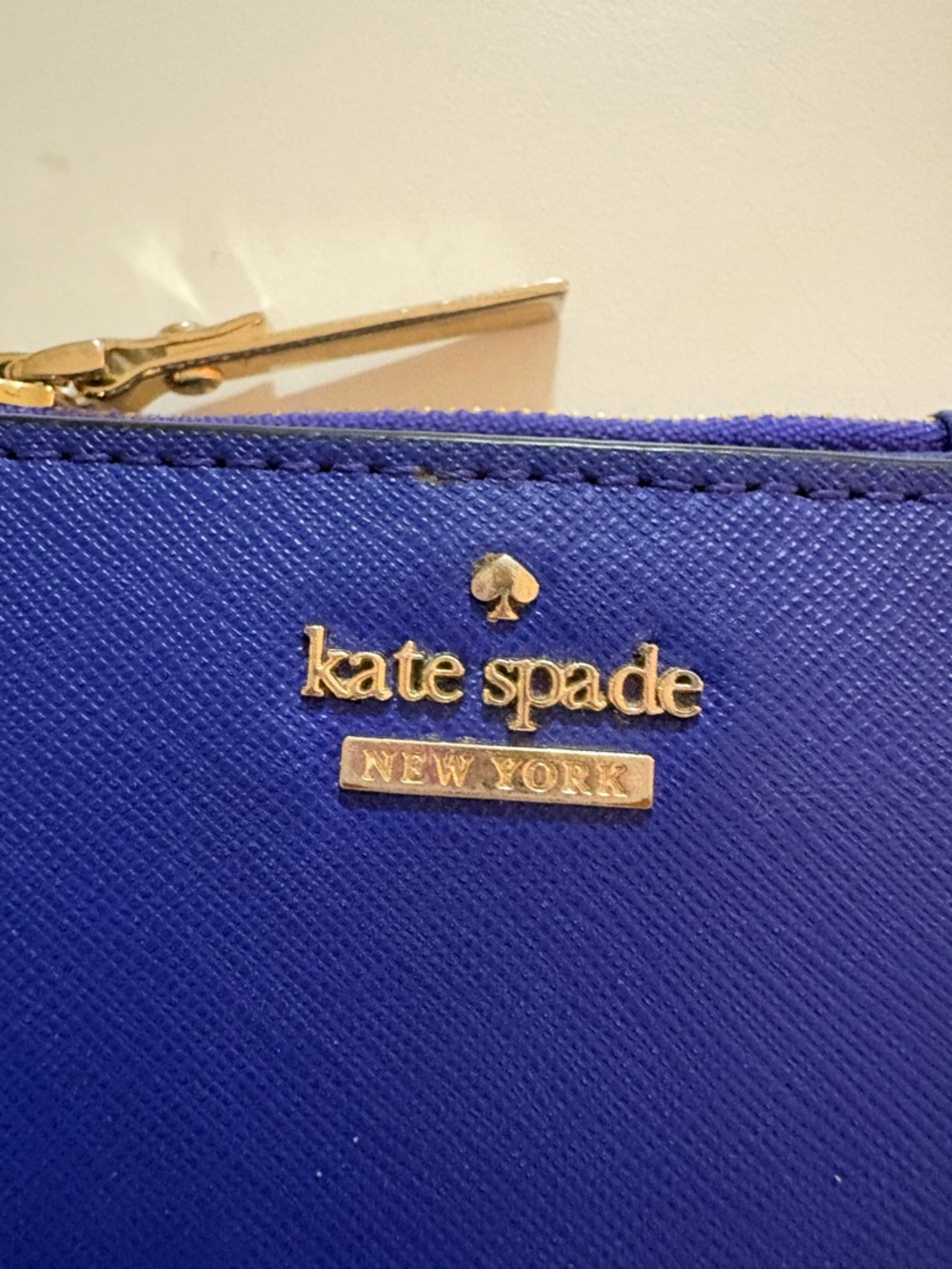 kate spade New York Saffiano Zip Card Case in Cobalt Blue with Gold Tone - Picture 3 of 8
